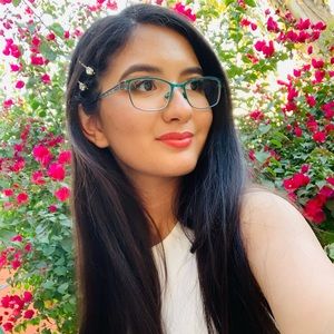 Meet your Posher, Jennifer